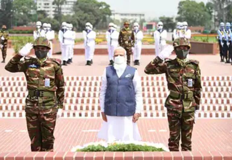 জাতীয় স্মৃতিসৌধে নরেন্দ্র মোদির শ্রদ্ধা