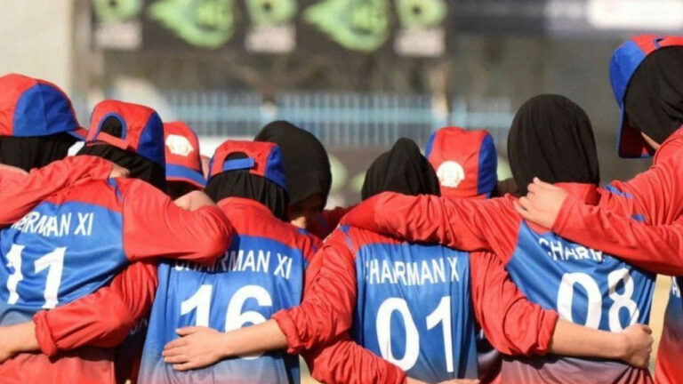 আইসিসিকে চিঠি দিলো আফগান নারী ক্রিকেটাররা