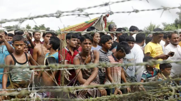 ফের রোহিঙ্গা ঢলের শঙ্কা : সীমান্তে কড়া পাহারা বাংলাদেশের