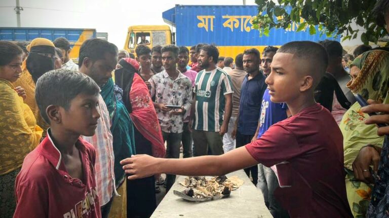 রূপগঞ্জে গাজী টায়ারসে মিলল ‘হাড়-খুলি’, ডিএনএ টেস্টে শনাক্ত হবে