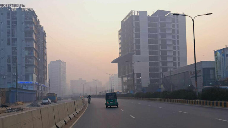 ঢাকায় দিনভর তাপমাত্রা থাকবে কম, অনুভূত হবে শীত