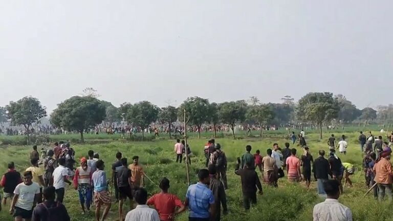 আন্তর্জাতিক আইন লঙ্ঘন করে সাউন্ড গ্রেনেড ছুড়েছে বিএসএফ