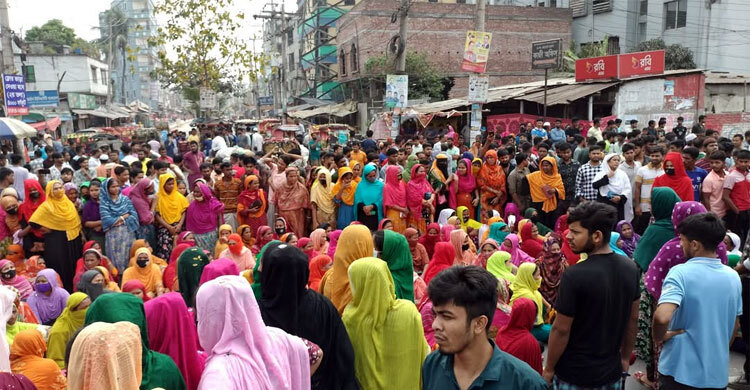 গাজীপুরে ঢাকা-ময়মনসিংহ মহাসড়ক অবরোধ, যান চলাচল বন্ধ