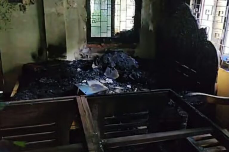 কুমিল্লায় বীর মুক্তিযোদ্ধার বাড়িতে হামলা-ভাঙচুরের পর অগ্নিসংযোগ