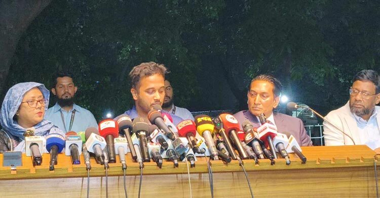 জুলাই ফাউন্ডেশন থেকে স্নিগ্ধের পদত্যাগ
