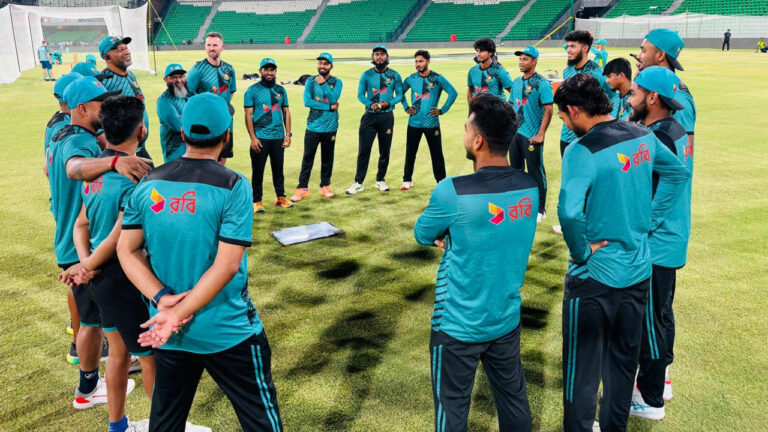 চমক রেখেই শ্রীলঙ্কার বিপক্ষে বাংলাদেশের ওয়ানডে দল ঘোষণা