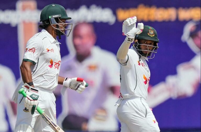 মুশফিক-শান্তর জোড়া সেঞ্চুরিতে শ্রীলঙ্কারর বিপক্ষে প্রথম দিনটি বাংলাদেশের