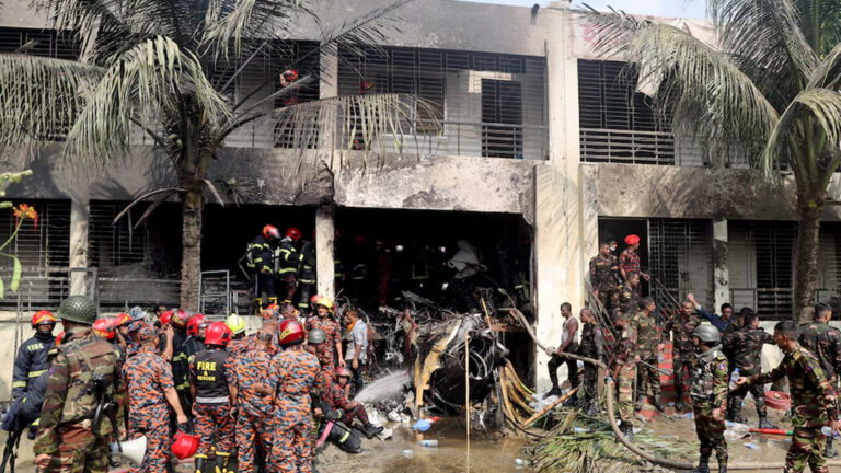 উত্তরায় বিমান বিধ্বস্তে নিহতের সংখ্যা বেড়ে ২৭, অধিকাংশই শিশু