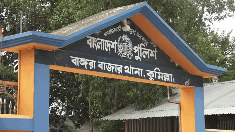 কুমিল্লায় একই পরিবারের তিনজনকে পিটিয়ে হত্যা
