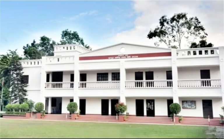 ‘জয় বাংলা’ স্লোগান দিয়ে বহিস্কার ১০ কলেজ শিক্ষার্থী