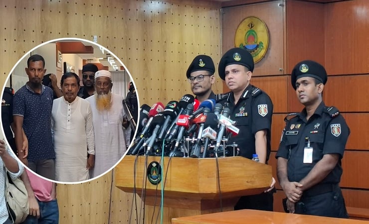 স্থানীয় চেয়ারম্যান-মেম্বারের ইন্ধনে মুরাদনগরে ট্রিপল মার্ডার: র‍্যাব